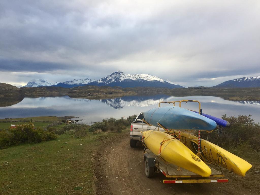 Patagonia Adventure Hostel Puerto Natales Exterior photo